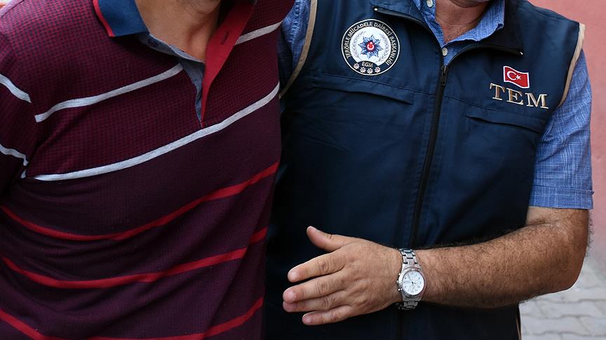 Apartmandaki kavga FETÖ'den aranan şüpheliyi yakalattı
