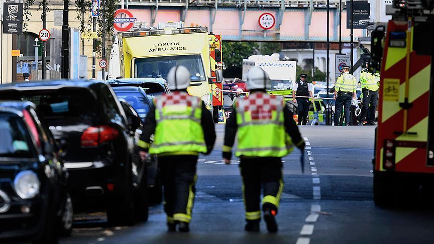 Полицијата продолжува со приведувања во врска со нападот во лондонското метро