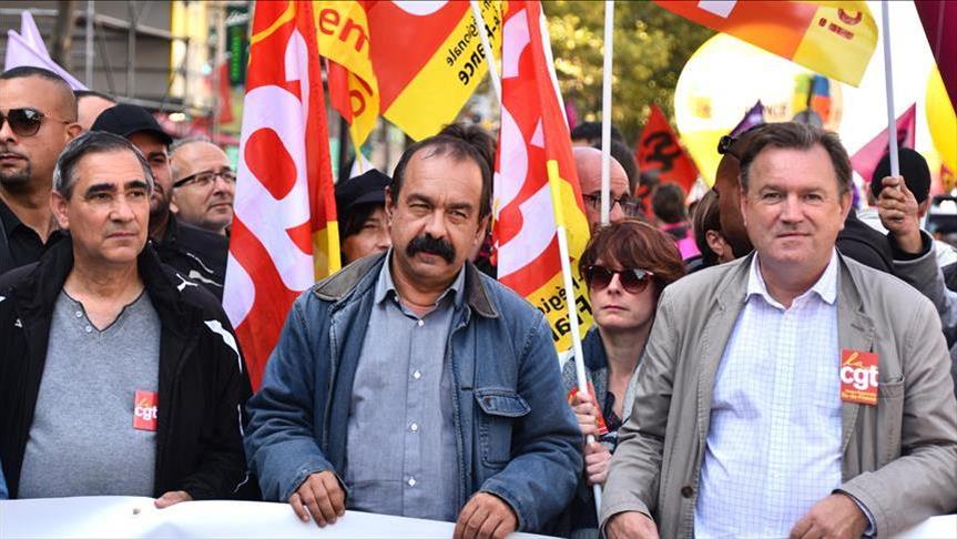 Sindicatos franceses renuevan protestas por la reforma laboral