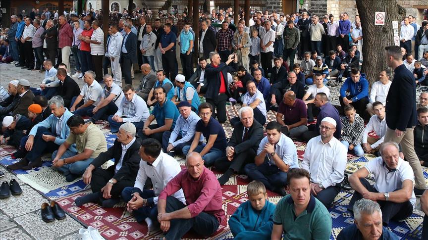 Europe: Les musulmans "fortement attachés" à leur pays malgré la discrimination (Etude)