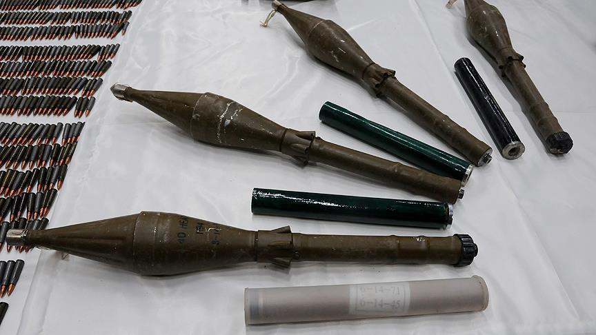 Hakkari'de patlamaya hazır RPG-7 antitank mühimmatları bulundu