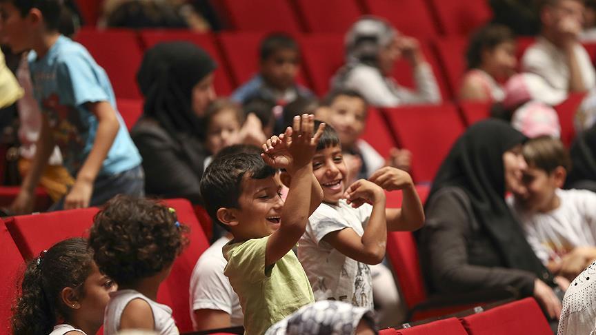 Sığınmacı çocuklar "barış" temalı etkinlikte bir araya geldi