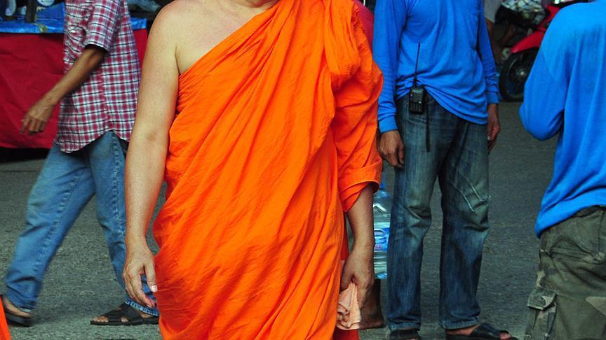 فضيحة اختلاس تطول 4 من كبار الرهبان البوذيين في تايلاند