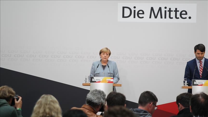 Путин поздравил Меркель с успехом на выборах в Бундестаг 