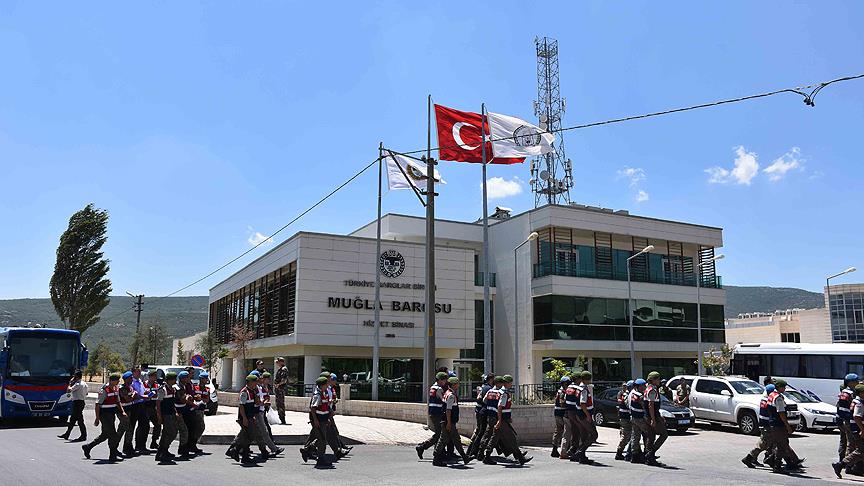 Muğla'daki "hero" tişörtü giyen sanığın 5 yıla kadar hapsi istendi