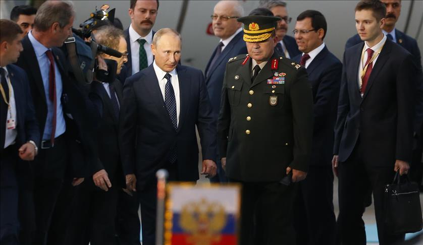 Presidenti i Rusisë mbërrin në Turqi 