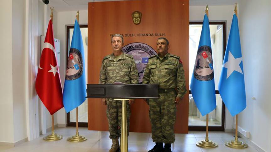 Genelkurmay Başkanı Akar Somali'deki Harp Okulunu açtı