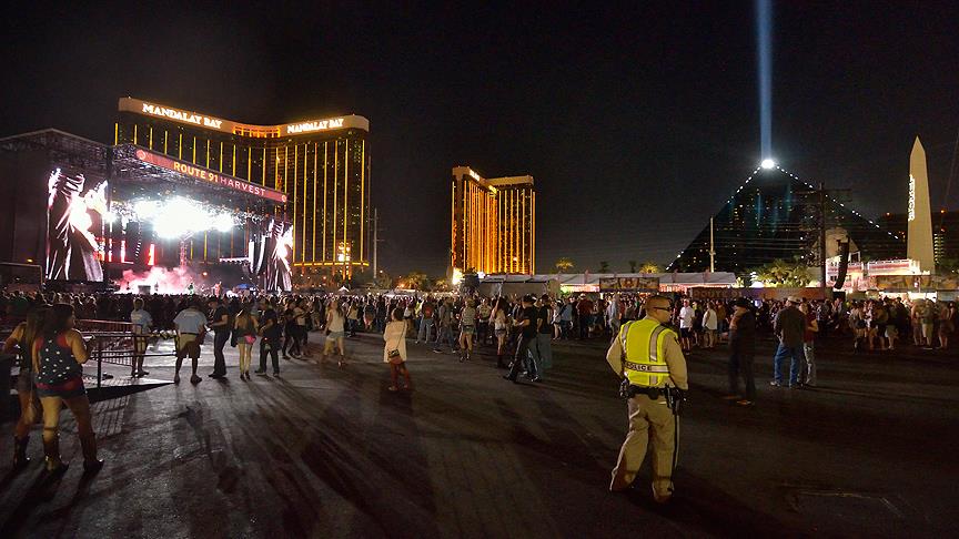 Las Vegas'ta silahlı saldırı: en az 50 ölü