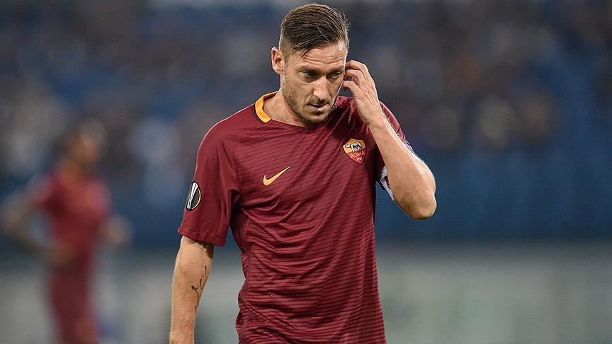 Totti antrenörlük kursundan ayrıldı