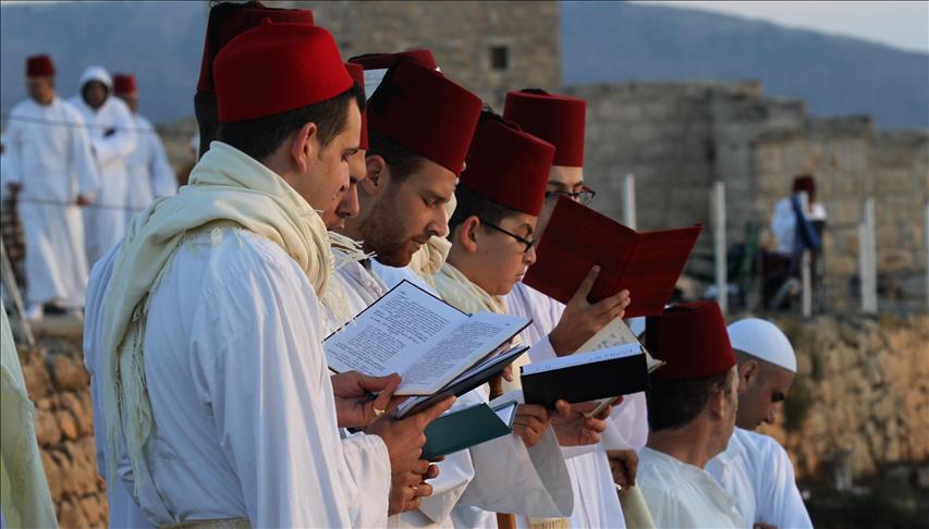 Palestine’s Samaritans make pilgrimage to Mt. Gerizim