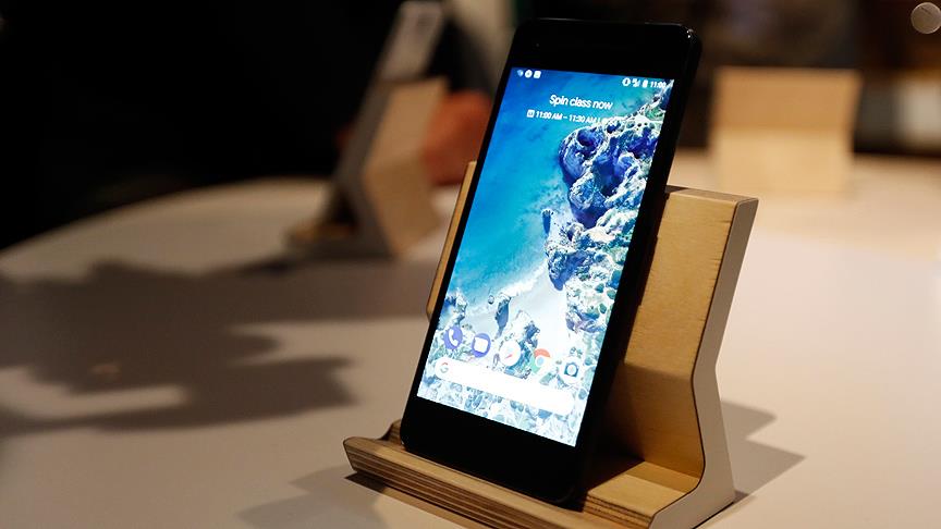 Google Pixel 2 ve yeni ürünlerini tanıttı