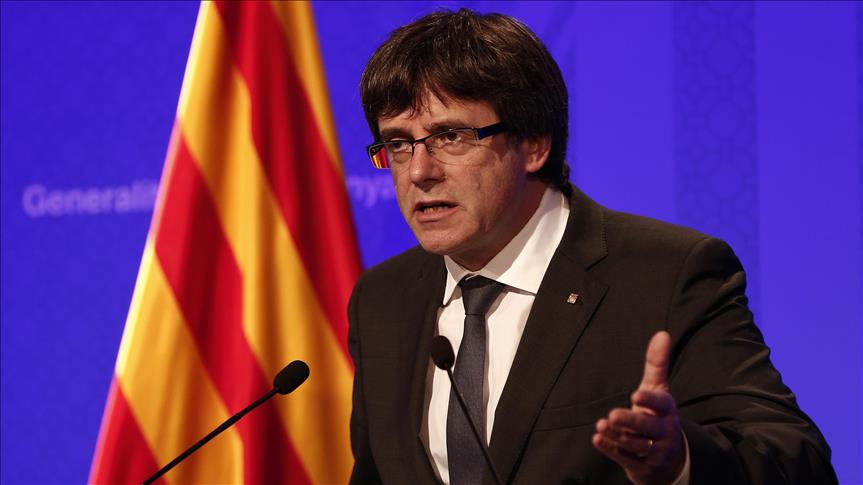 Puigdemont: Cataluña declararía su independencia en los próximos días