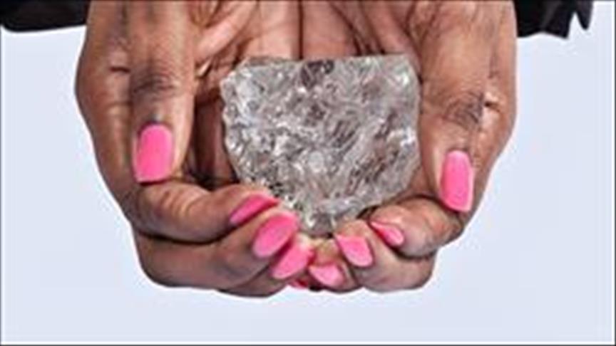 Sierra Leone: 709-carat diamond to be sold in Antwerp