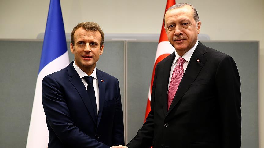 Анкара и Париж выступают за целостность Ирака и Сирии