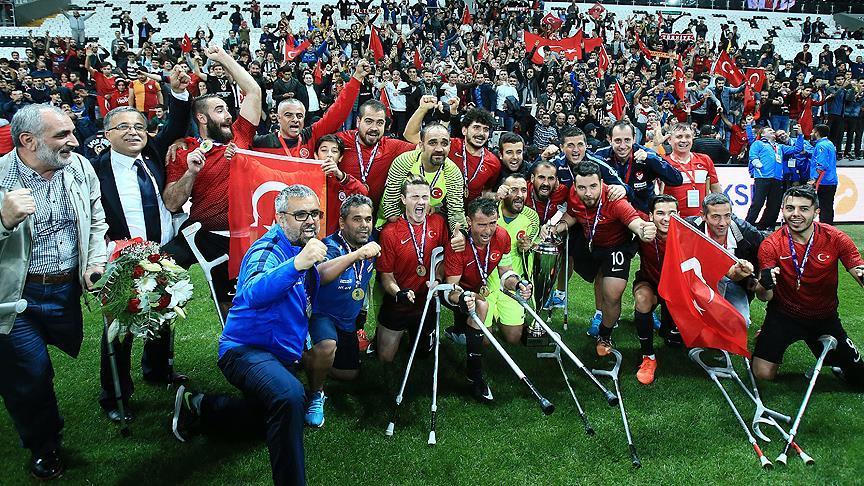 تیم ملی فوتبال قطع عضو ترکیه قهرمان اروپا شد