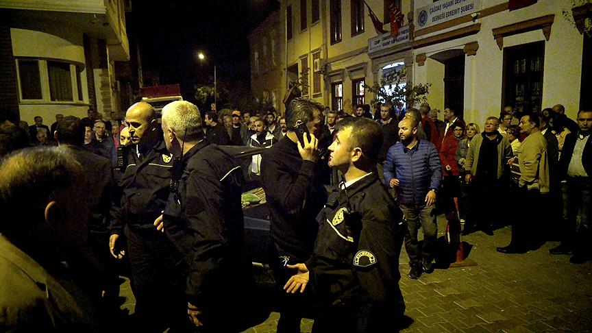 CHP'nin Edremit'teki delege seçiminde kavga çıktı