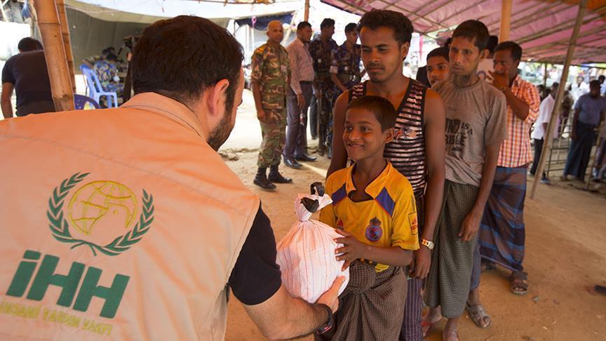 Turkish NGO delivers aid to Rohingya Muslims