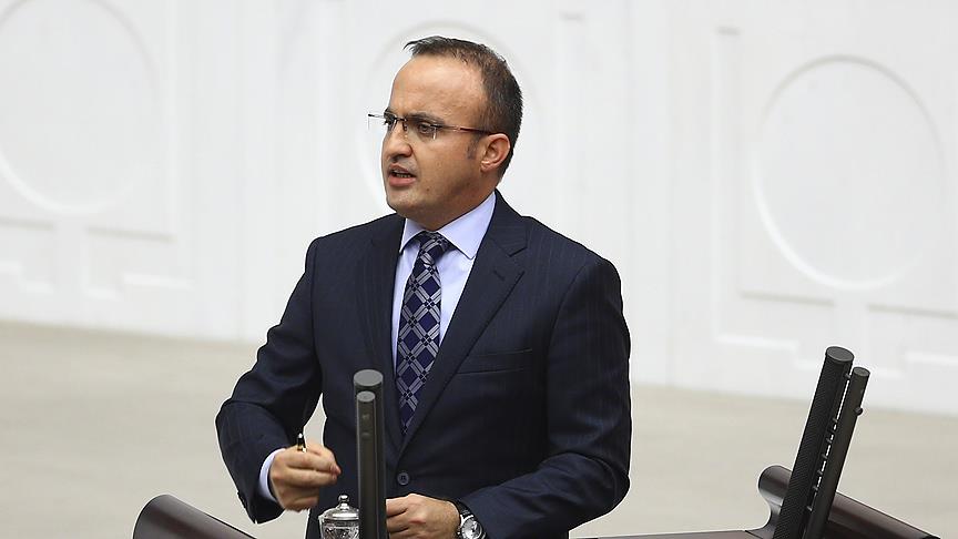 'Çanakkale Belediye Başkanı ifade özgürlüğünü önemsiyorsa istifa etmeli'