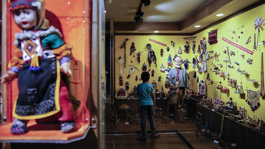 Cocuklari Eglendiren Buyukleri Duygulandiran Muze