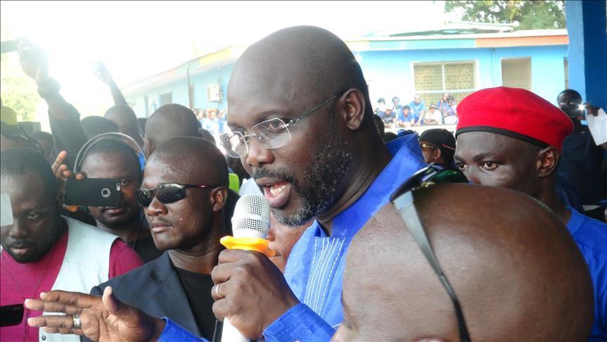 Soccer star George Weah leading Liberia elections 