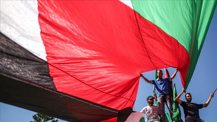 Young Gazans write away their 'collective depression'