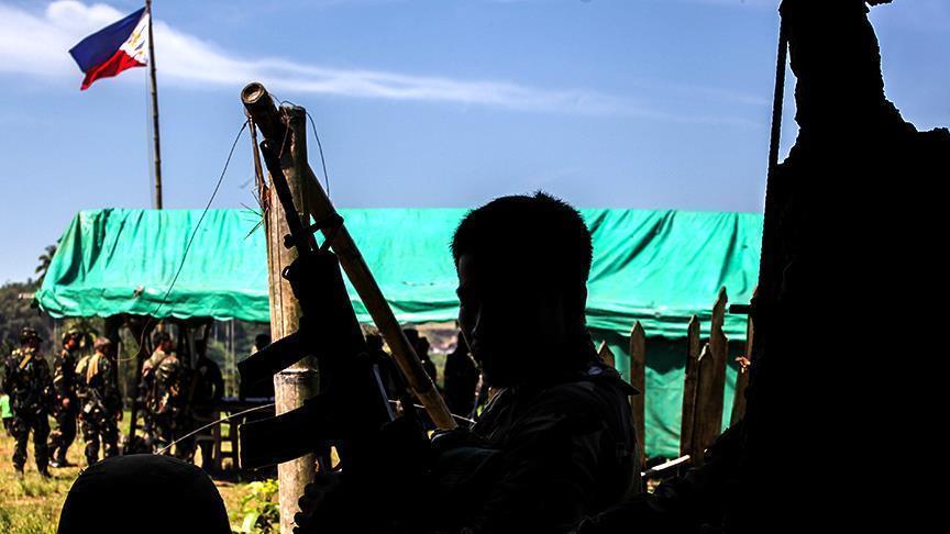 Philippine troops hunt Malaysian terrorist in Marawi