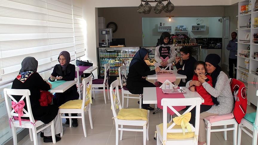 Glutensiz yiyecek arayışı kafeterya açtırdı