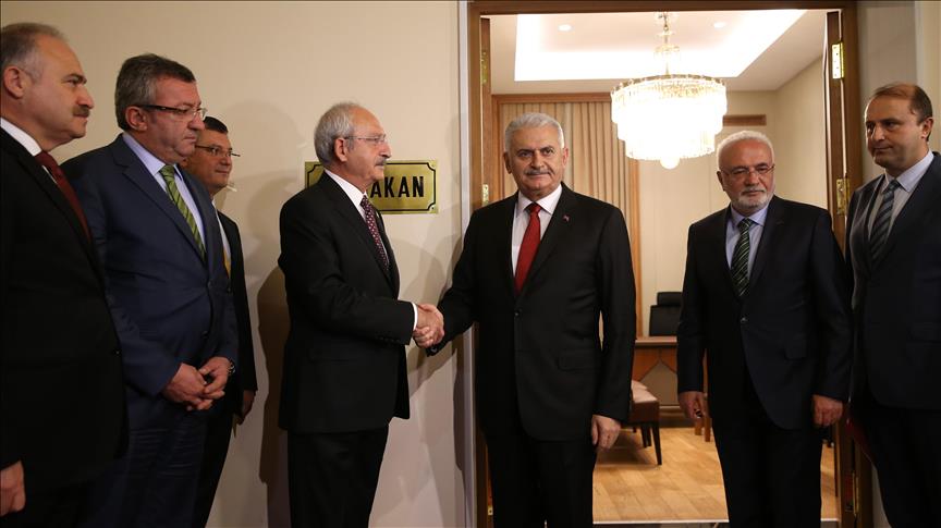Turquie: Le PM, Yildirim s'entretient avec le chef du principal parti d'opposition, Kilicdaroglu 