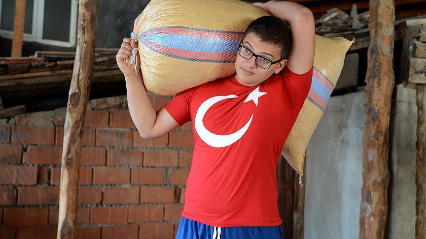 Disabled Turkish weightlifter eyes world championship
