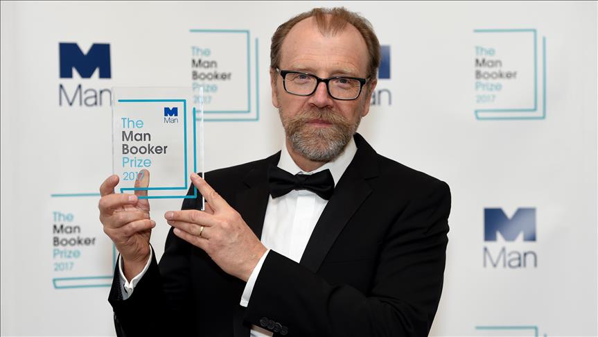 US writer George Saunders wins Man Booker Prize