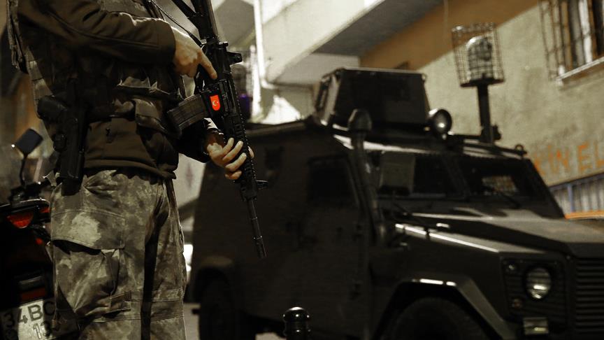 İstanbul'da terör operasyonu: 16 gözaltı