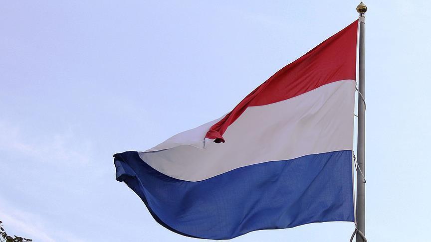 Larangan polwan berjilbab di Belanda dibawa ke Komisi HAM