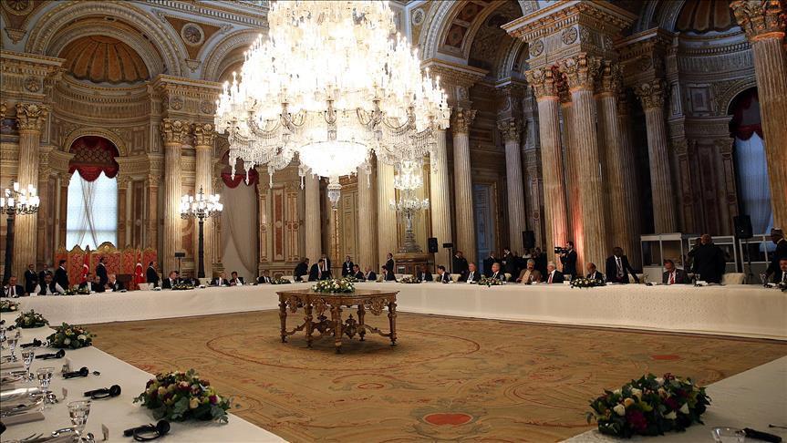 Cumbre del D-8 culmina con la Declaración de Estambul