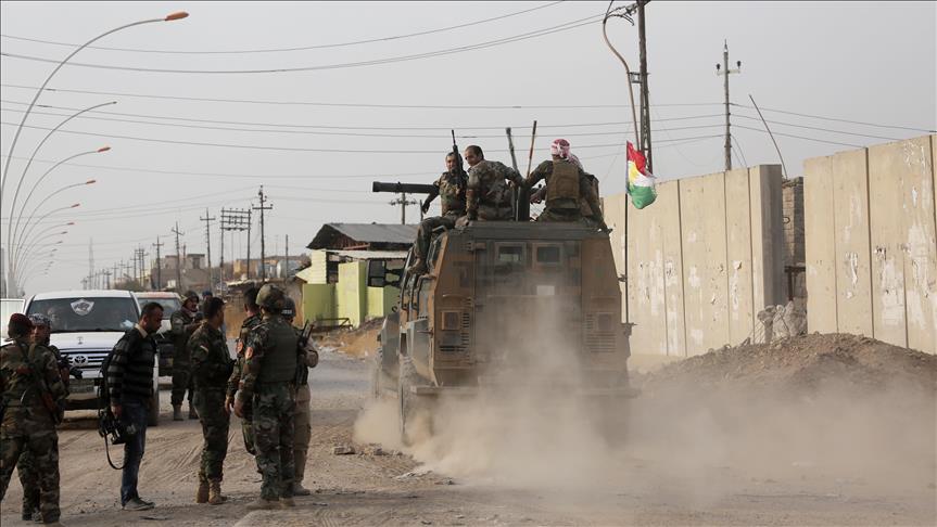 Kurdish forces shell Iraqi troops in Kirkuk