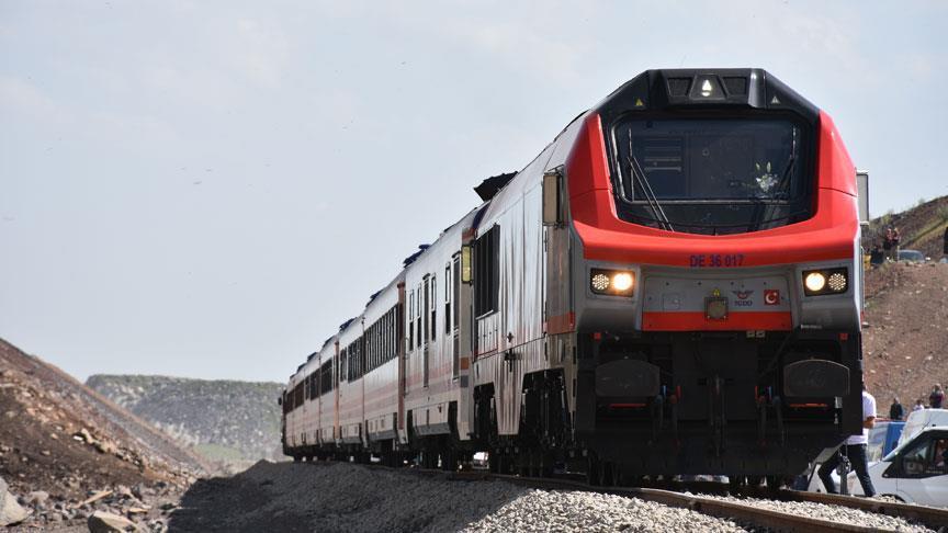 First train to link Baku-Tbilisi-Kars starts next week