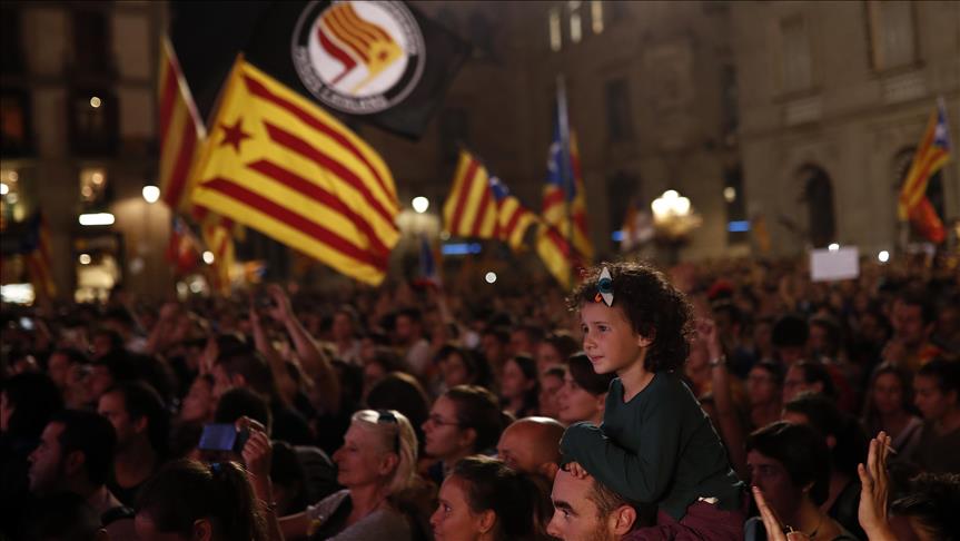 La celebración “agridulce” de la nueva república catalana