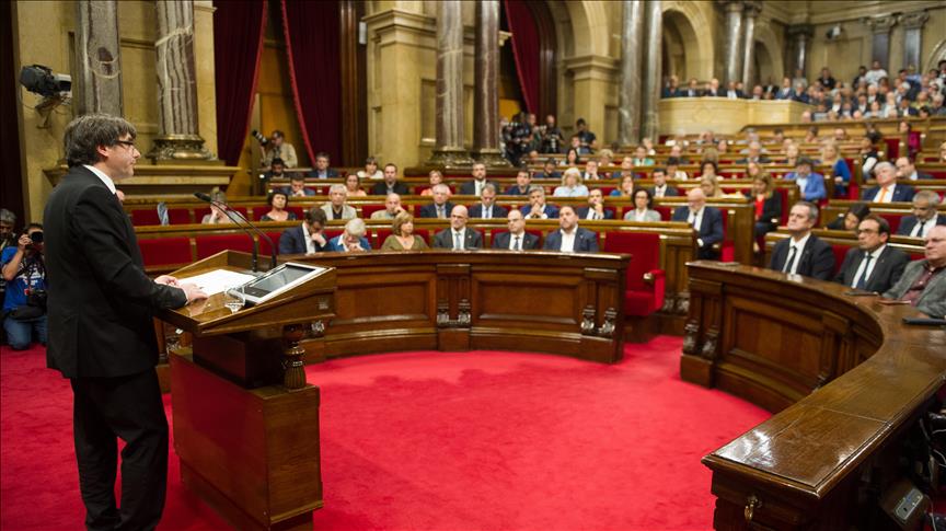 Katalonya yerel hükümeti 'resmen' fesh edildi
