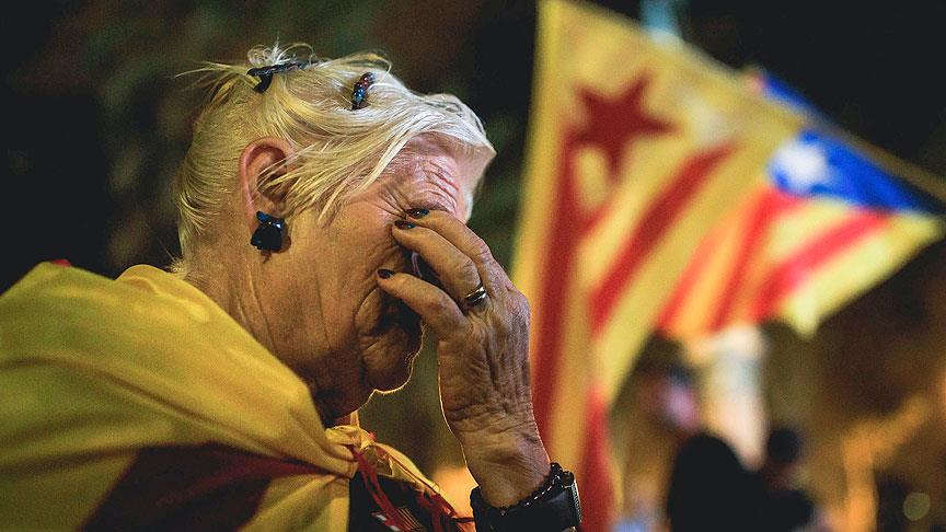 İspanya hükümeti Katalonya'da kendi bakanlarını görevlendirdi