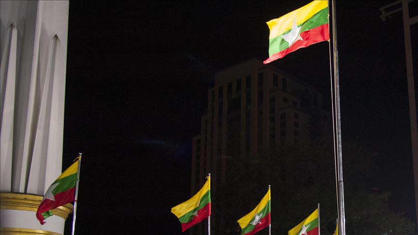 Bangladesh urges continued pressure on Myanmar