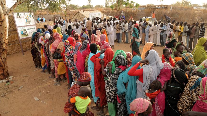 Sudan'daki sığınmacılara 594 ton gıda yardımı yapıldı