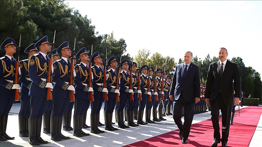 Turski predsjednik Erdogan u Azerbejdžanu dočekan uz najviše državne počasti