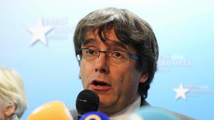 Mahkemeden Ayrılıkçı Katalan lider Puigdemont hakkında tutuklama ve iade emri kararı