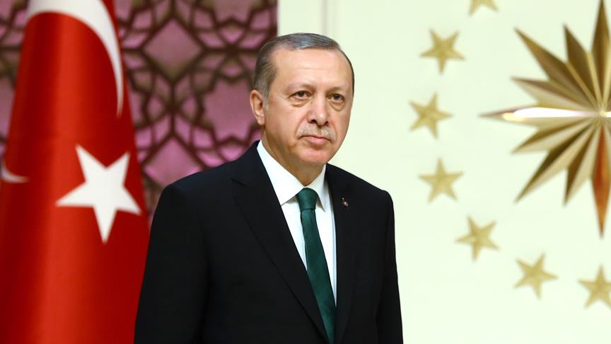 Cumhurbaşkanı Erdoğan: AK Parti 15 yıl sonra bugün de aynı aşkla çalışmaya devam ediyor