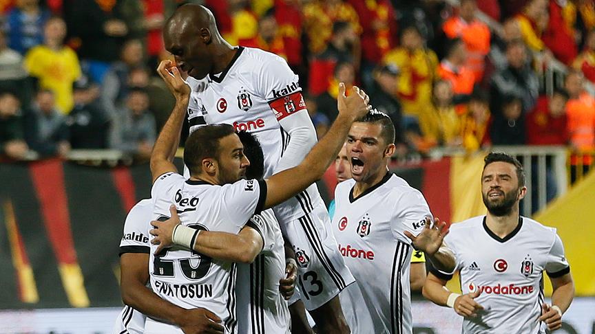 Beşiktaş 3 puanı 3 golle aldı