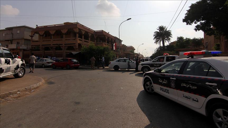 Libyan minister survives assassination attempt