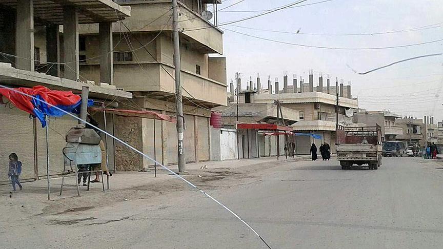 المحال التجارية تغلق أبوابها في منبج السورية احتجاجا على التجنيد الاجباري