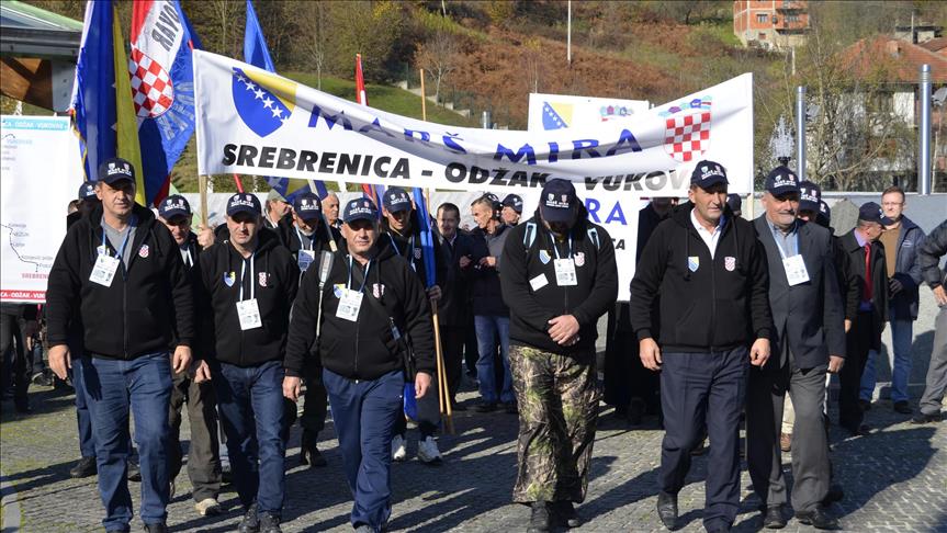 Bosnians begin 300km walk to remember Vukovar massacre