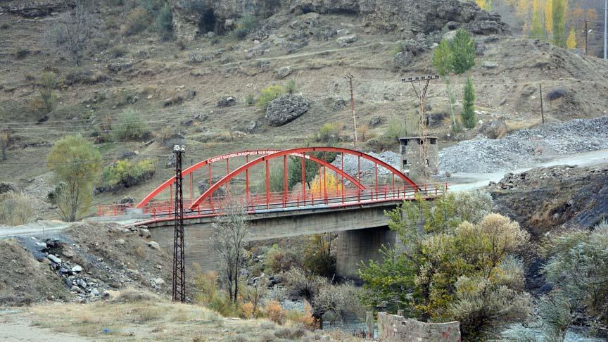 'Teröristler için yaptırılan köprü' ile 5 köprü onarıldı