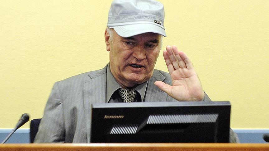 Savcılık Mladic için 'en ağır cezayı' istiyor