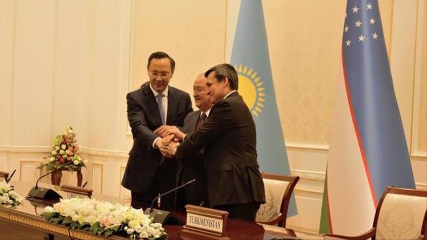 Астана, Ашхабад и Ташкент подписали договор о границе 